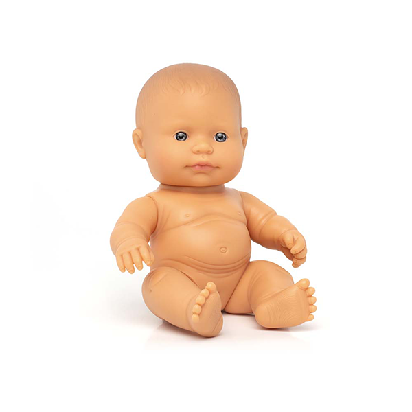 Nina europea 21 cms.