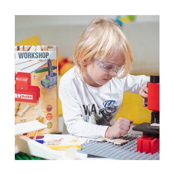Lot escolar PLAYmake 4 en 1 taller fusteria
